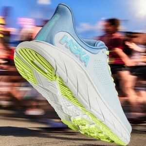 NEW! Hoka One One Arahi 7 Running Shoes. Illusion / Dusk Color. Size 8B